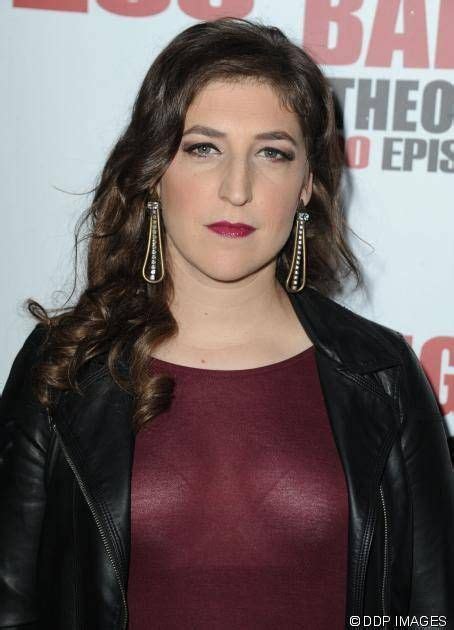 mayim bialik nude|Mayim Bialik Flashes Boobs in Solidarity With Susan Sarandon